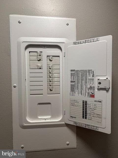 10108 Campus Way S #202-3c photo 26