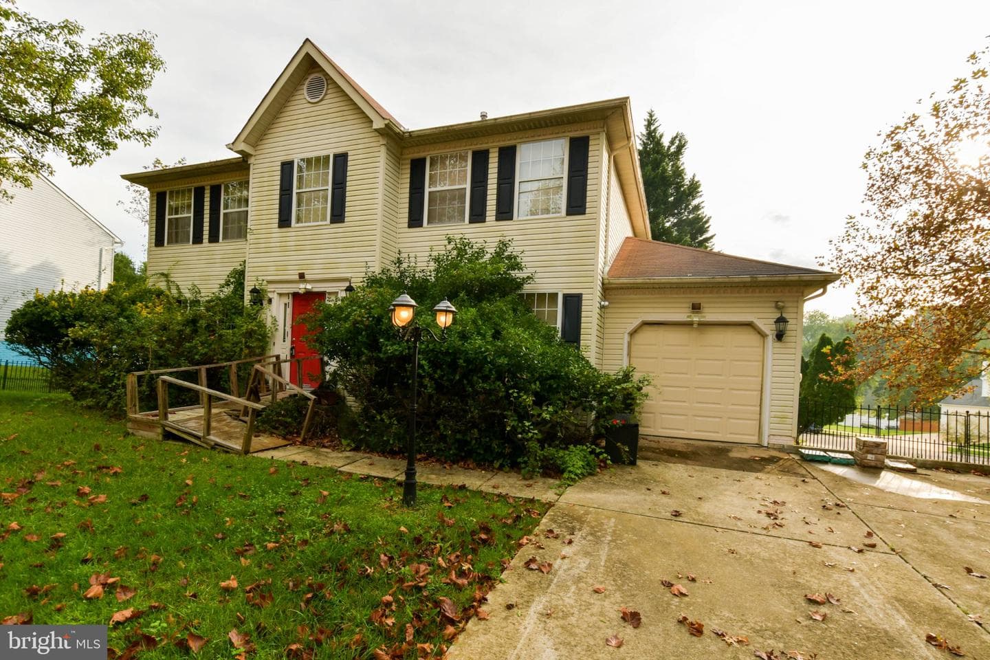 1111 Kings Heather Drive photo 14