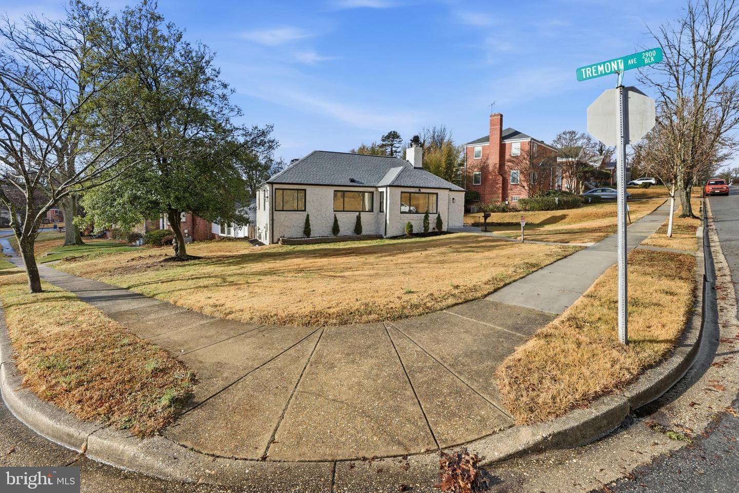 5621 Hawthorne St photo 4