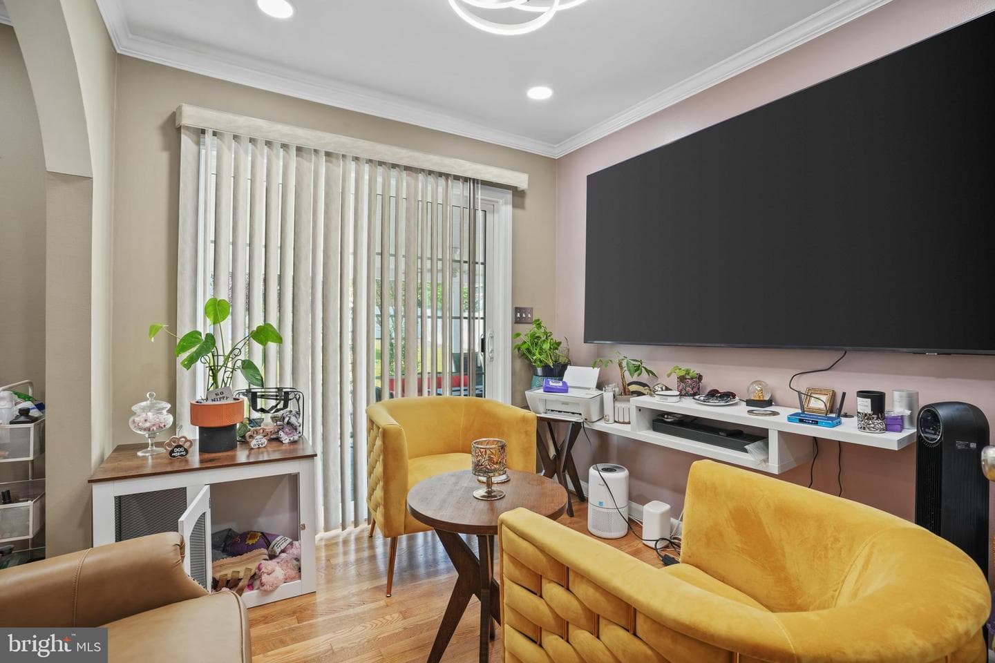 6911 Lansdale Street photo 10