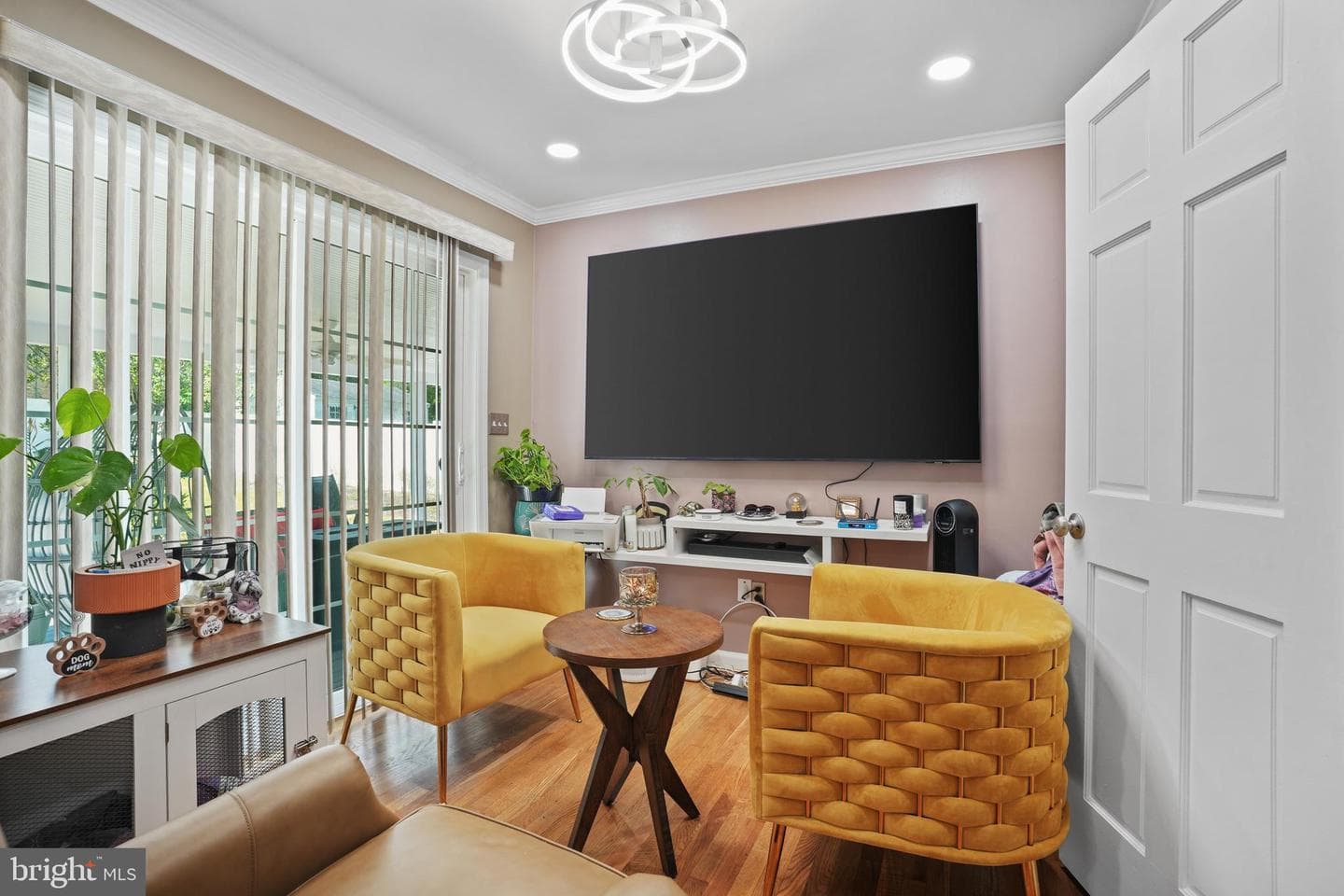 6911 Lansdale Street photo 11
