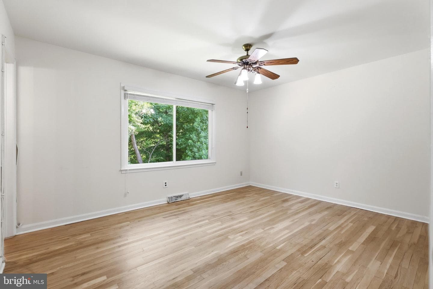 13015 Chalfont Avenue photo 20