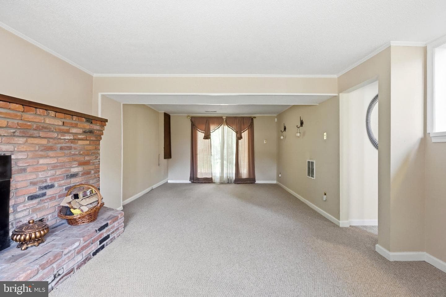 13015 Chalfont Avenue photo 32