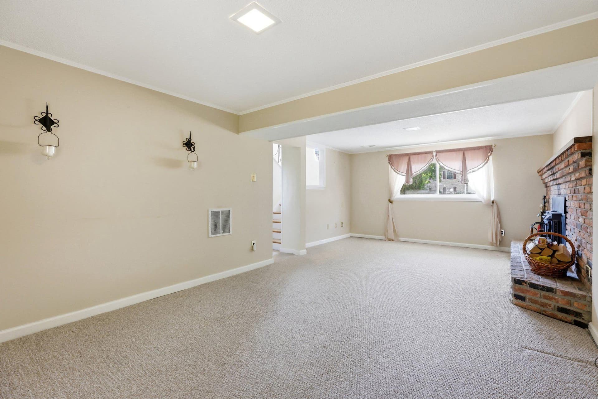13015 Chalfont Avenue photo 34