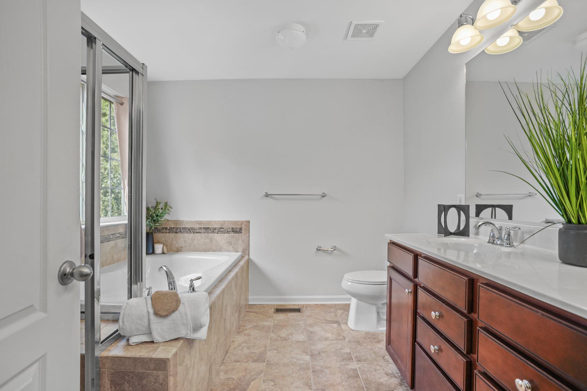12 Arenas Court photo 15