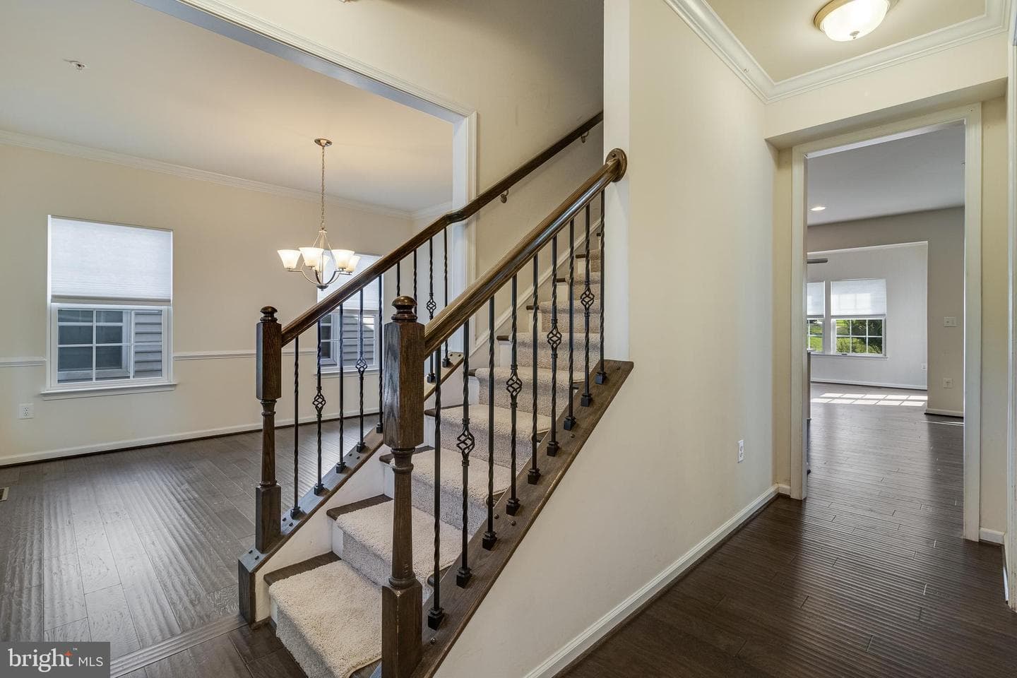 3002 Winterbourne Drive photo 35