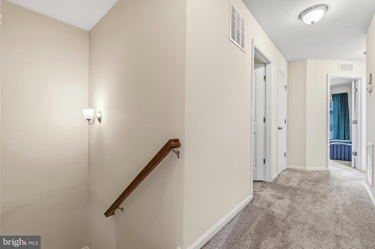 2643 Campus Way N photo 24