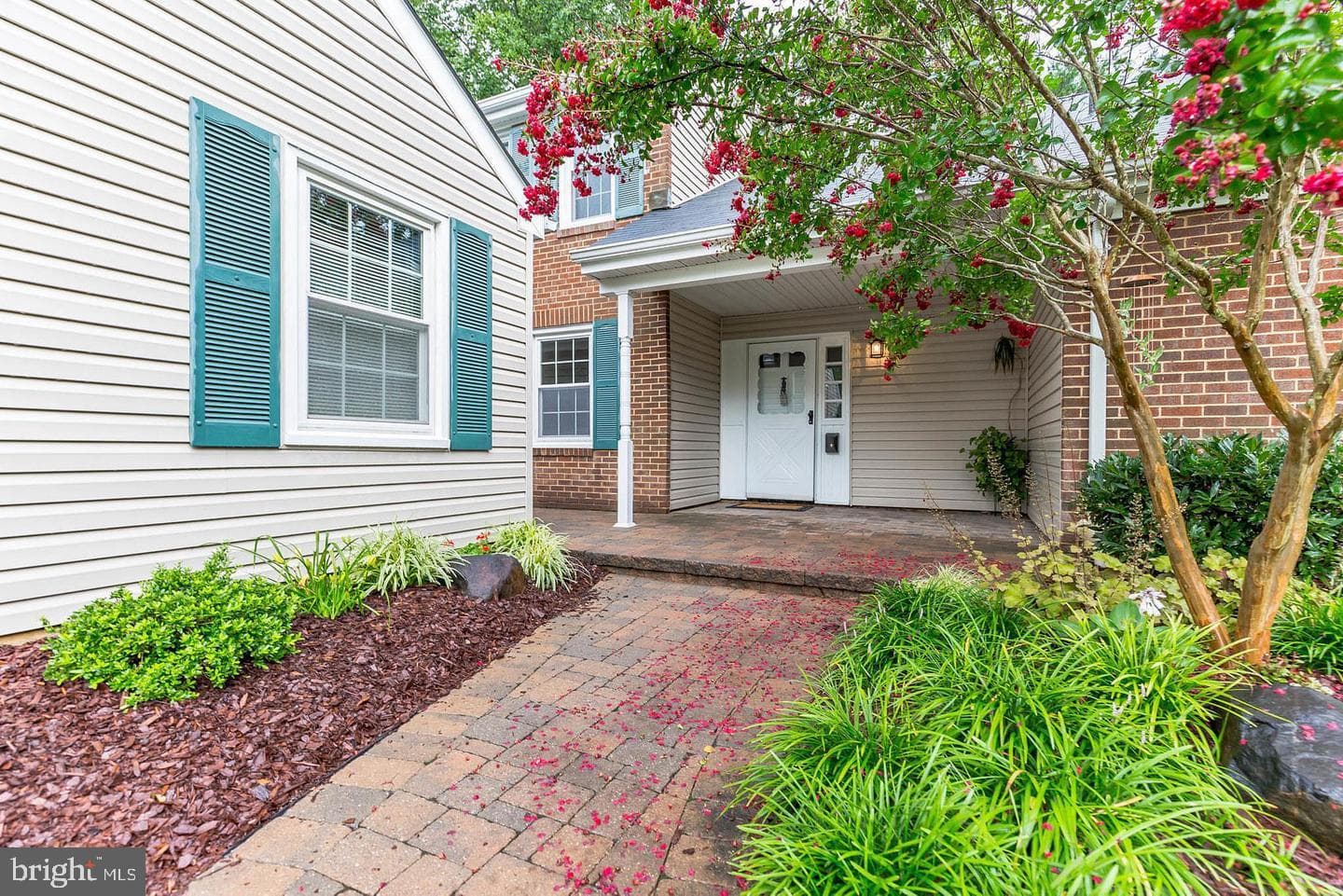 15603 Passaie Lane photo 3