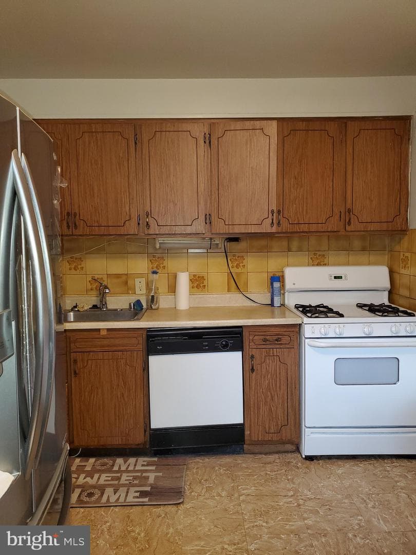 8311 Navahoe Drive photo 21