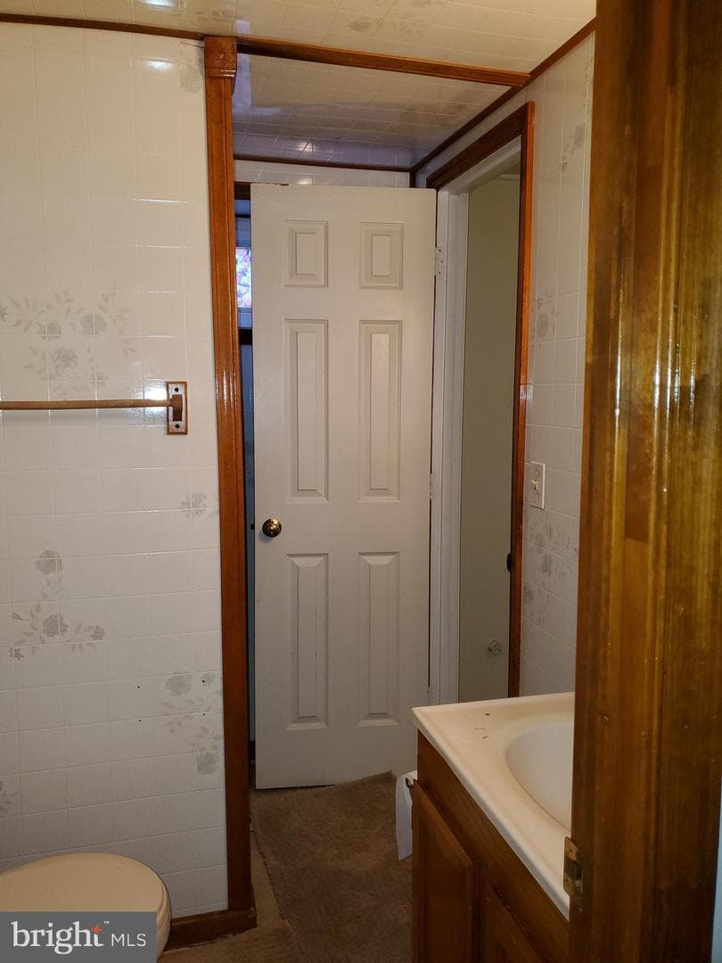 8311 Navahoe Drive photo 8
