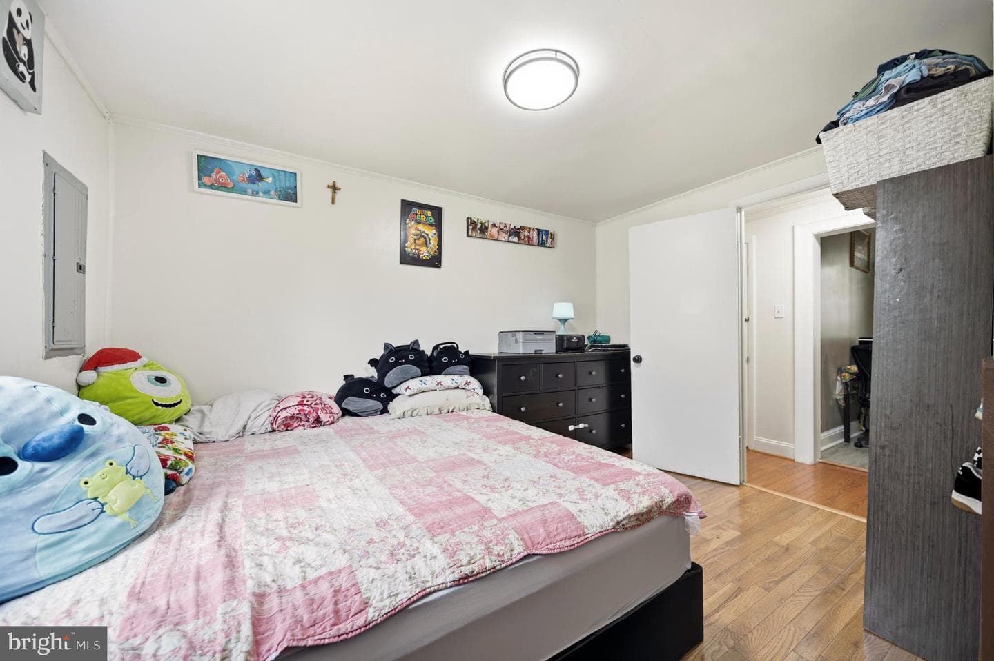 5113 Crittenden Street photo 18