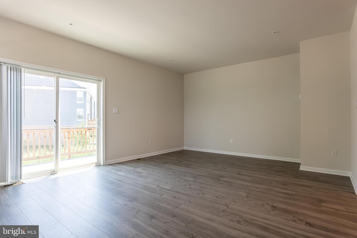 8750 Mimosa Avenue photo 24