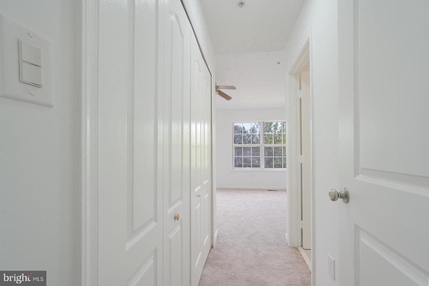 9909 Royal Commerce Place photo 14