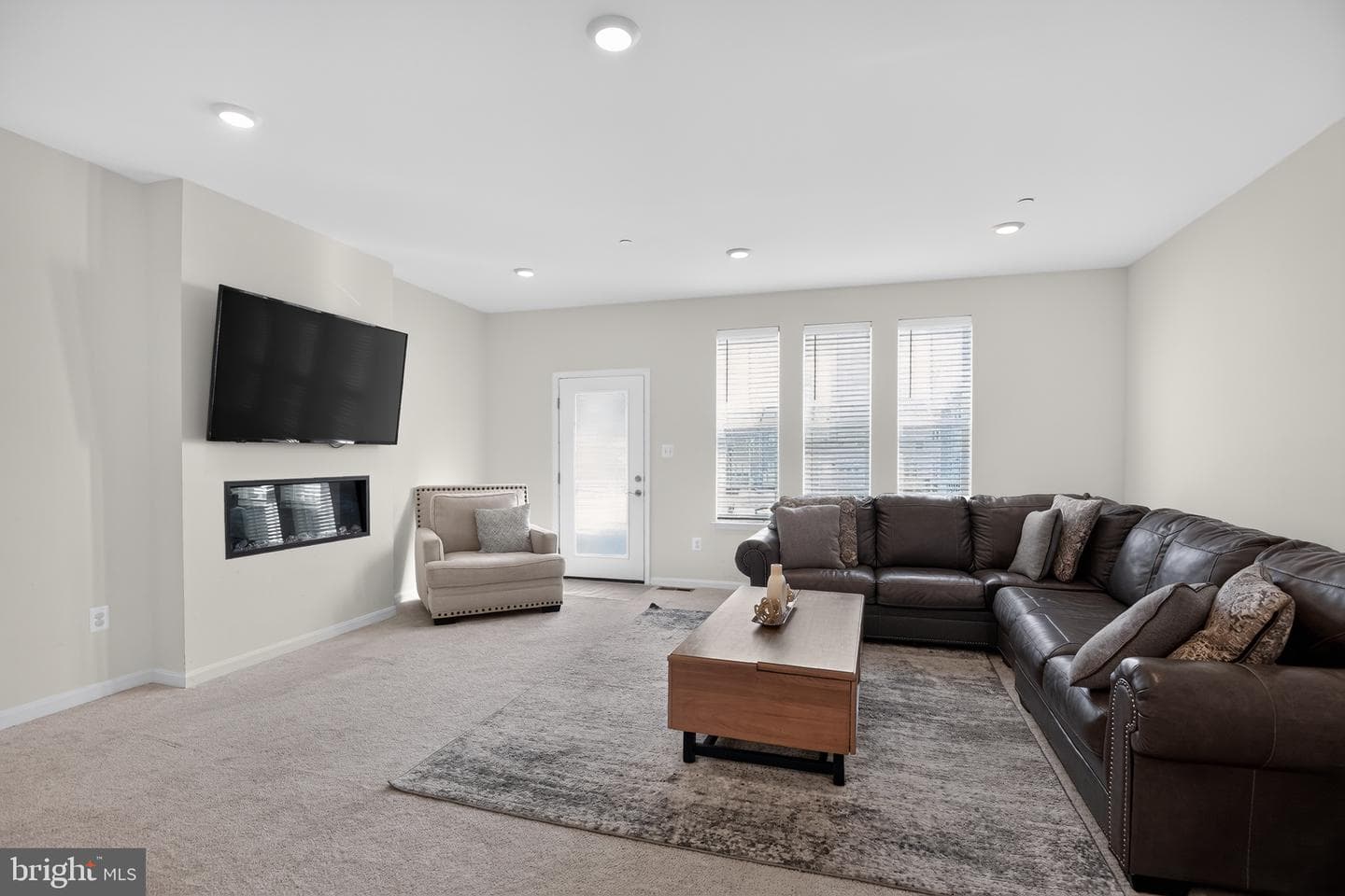 10406 Serenade Lane photo 14