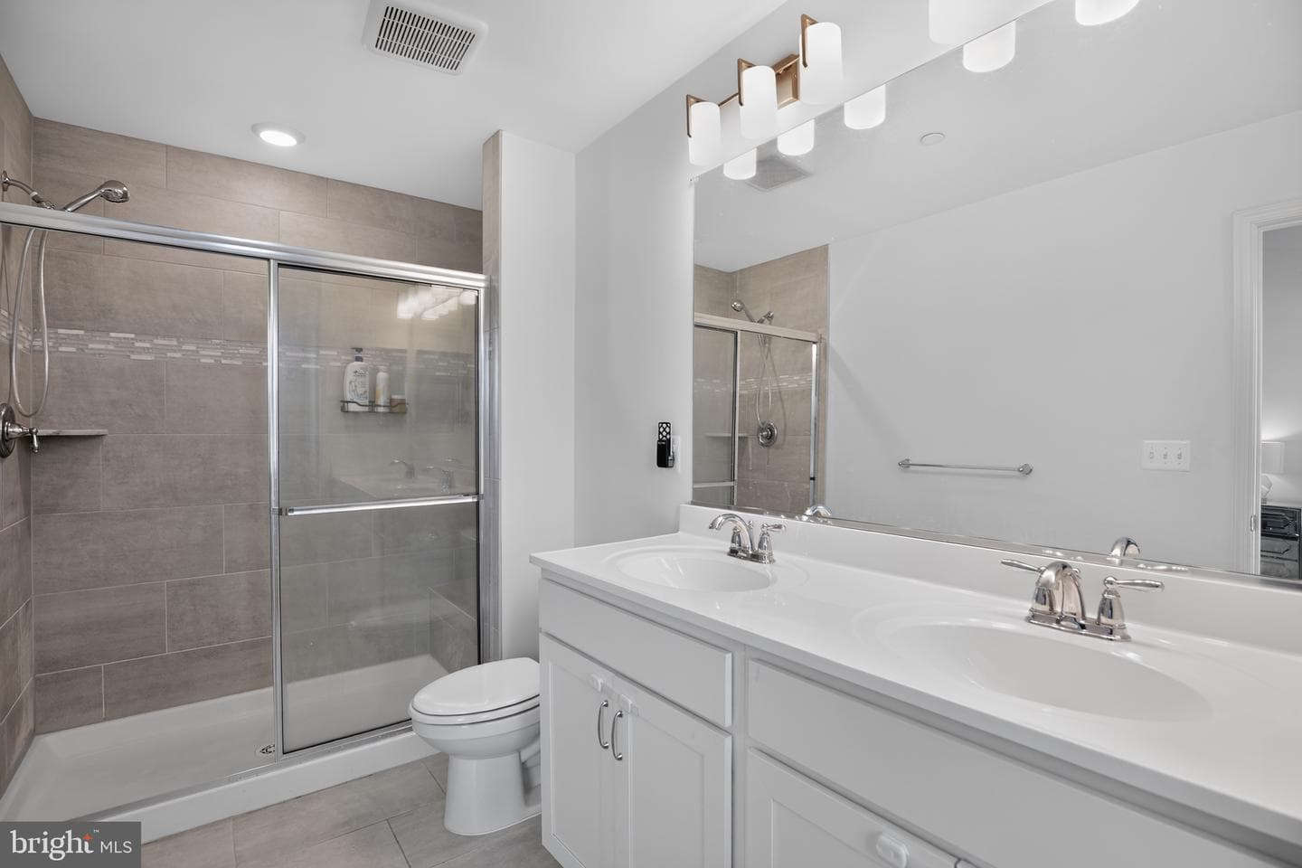 10406 Serenade Lane photo 23