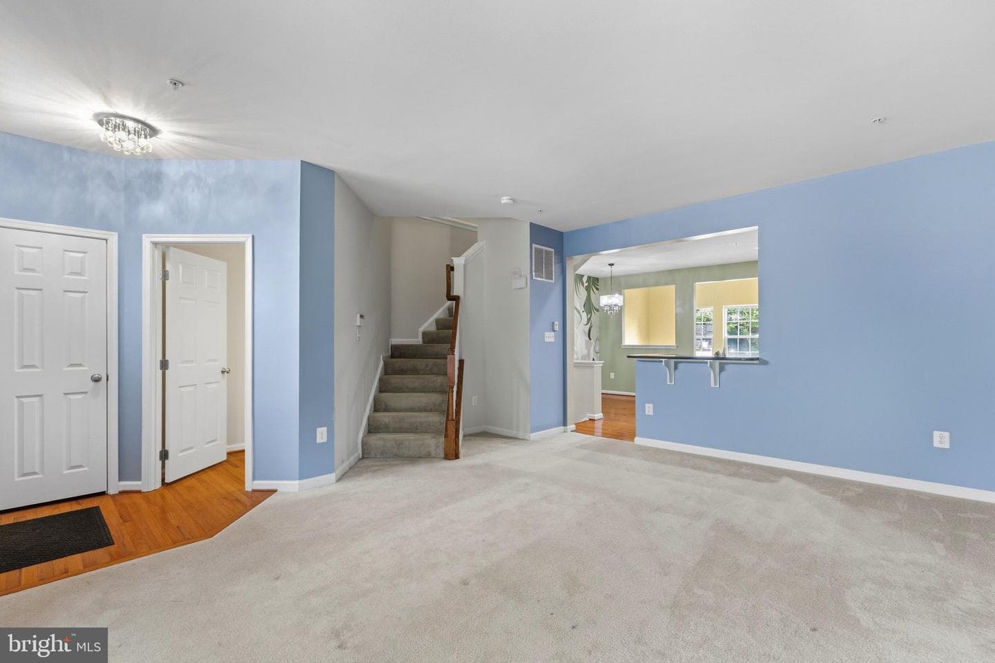 1141 Wilberforce Court photo 18