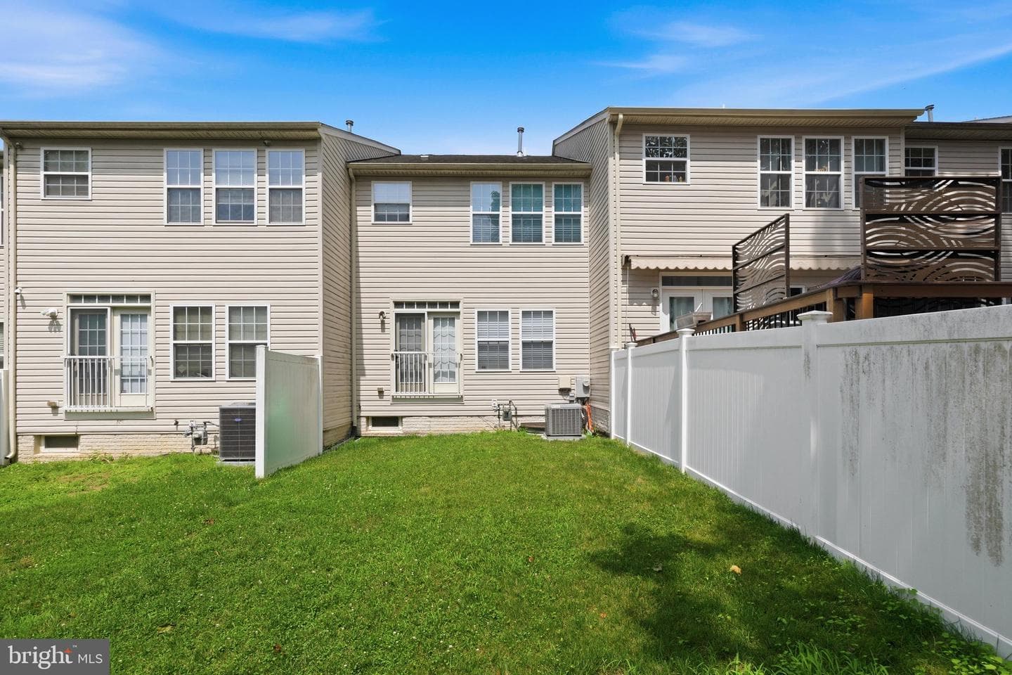 1141 Wilberforce Court photo 33