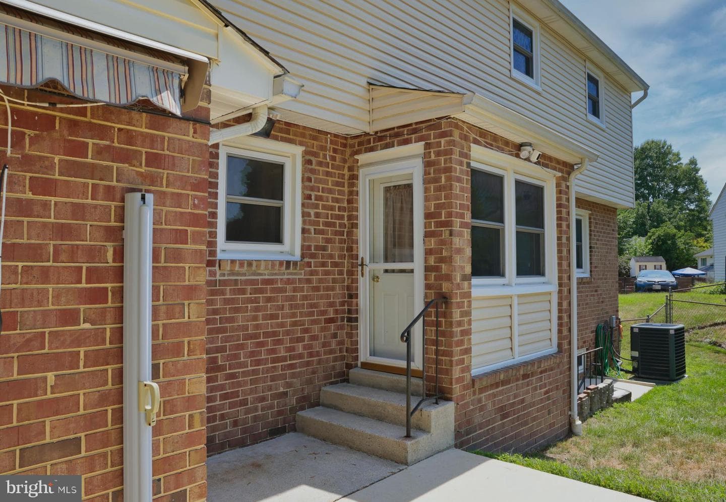 331 Alastair Street photo 30