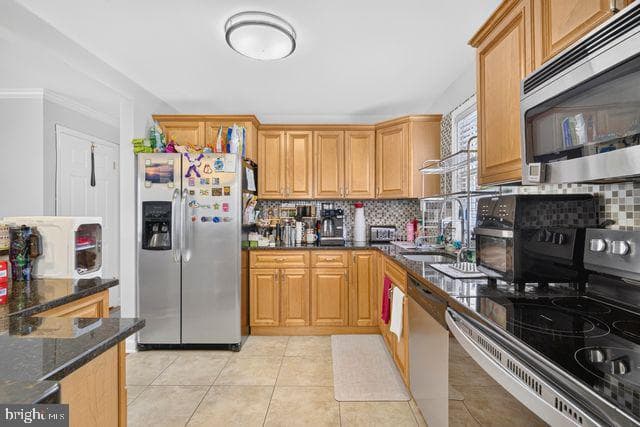 4112 Beachcraft Court photo 3