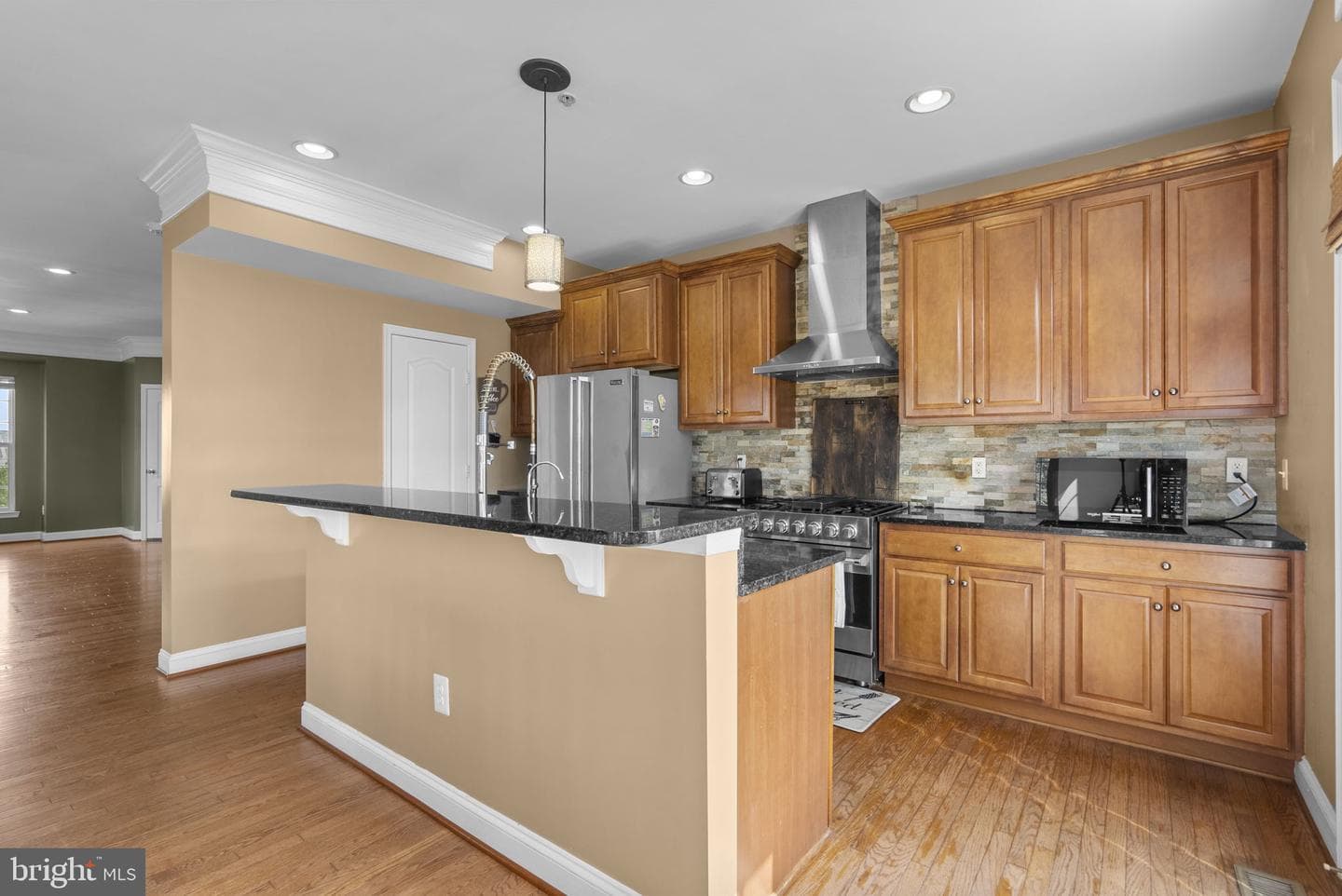 14810 Hardcastle Street photo 18