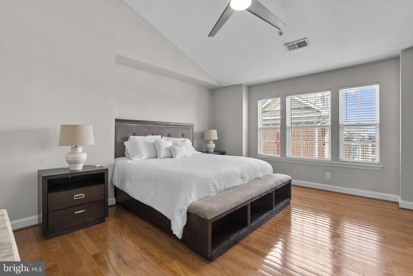 14810 Hardcastle Street photo 23