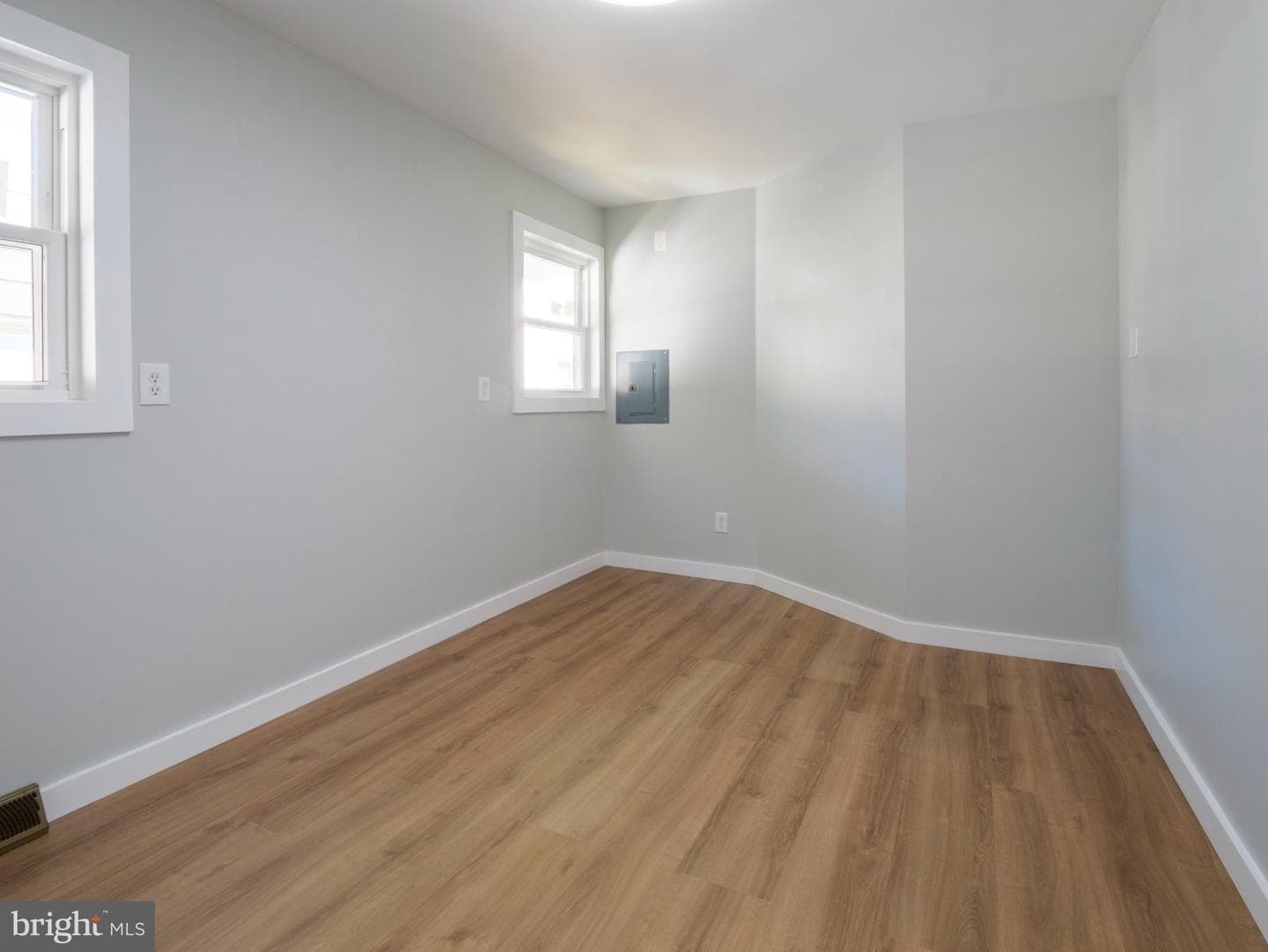 5608 31st Avenue photo 15