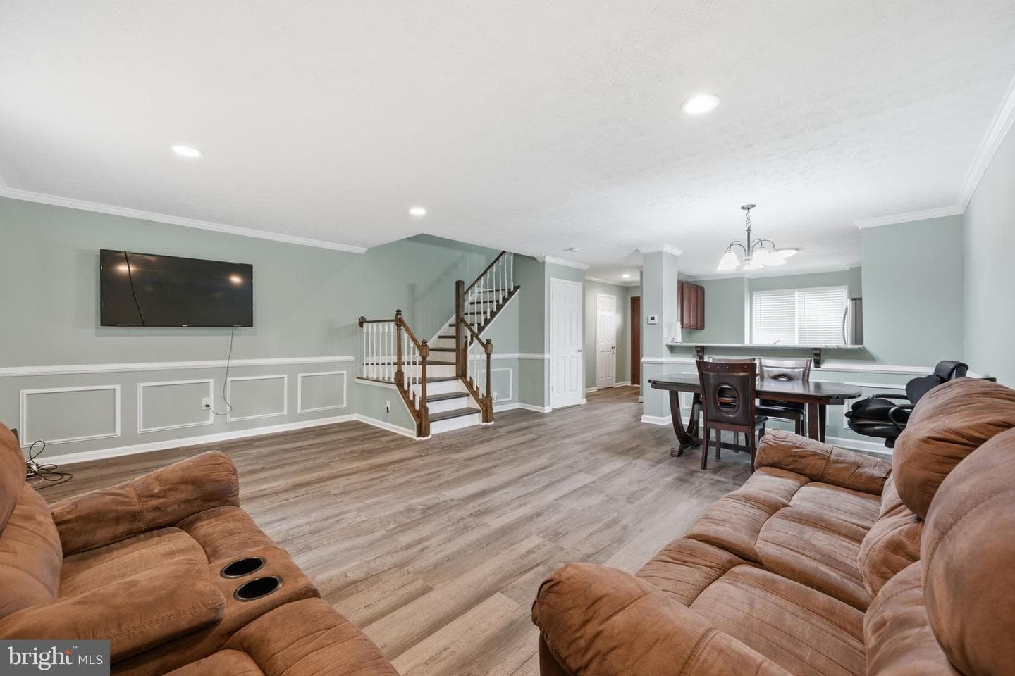 14531 London Lane photo 6