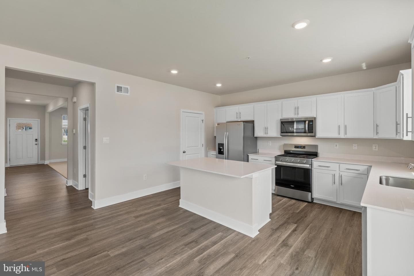5115 Glistening Pond Way photo 16