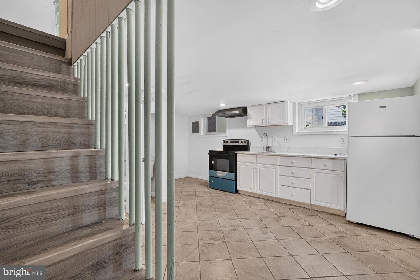 2021 Sheridan Street photo 27