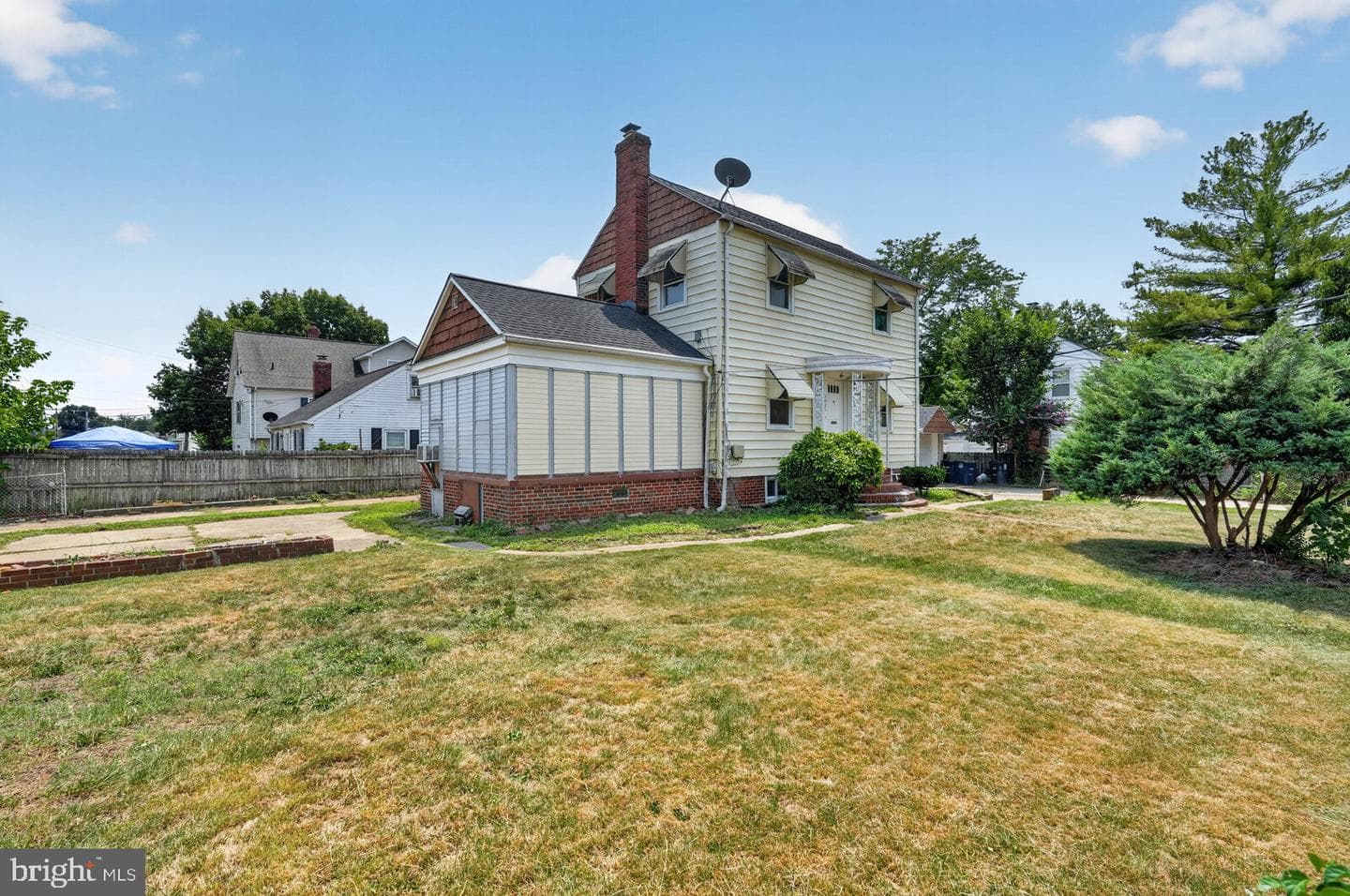 2021 Sheridan Street photo 3