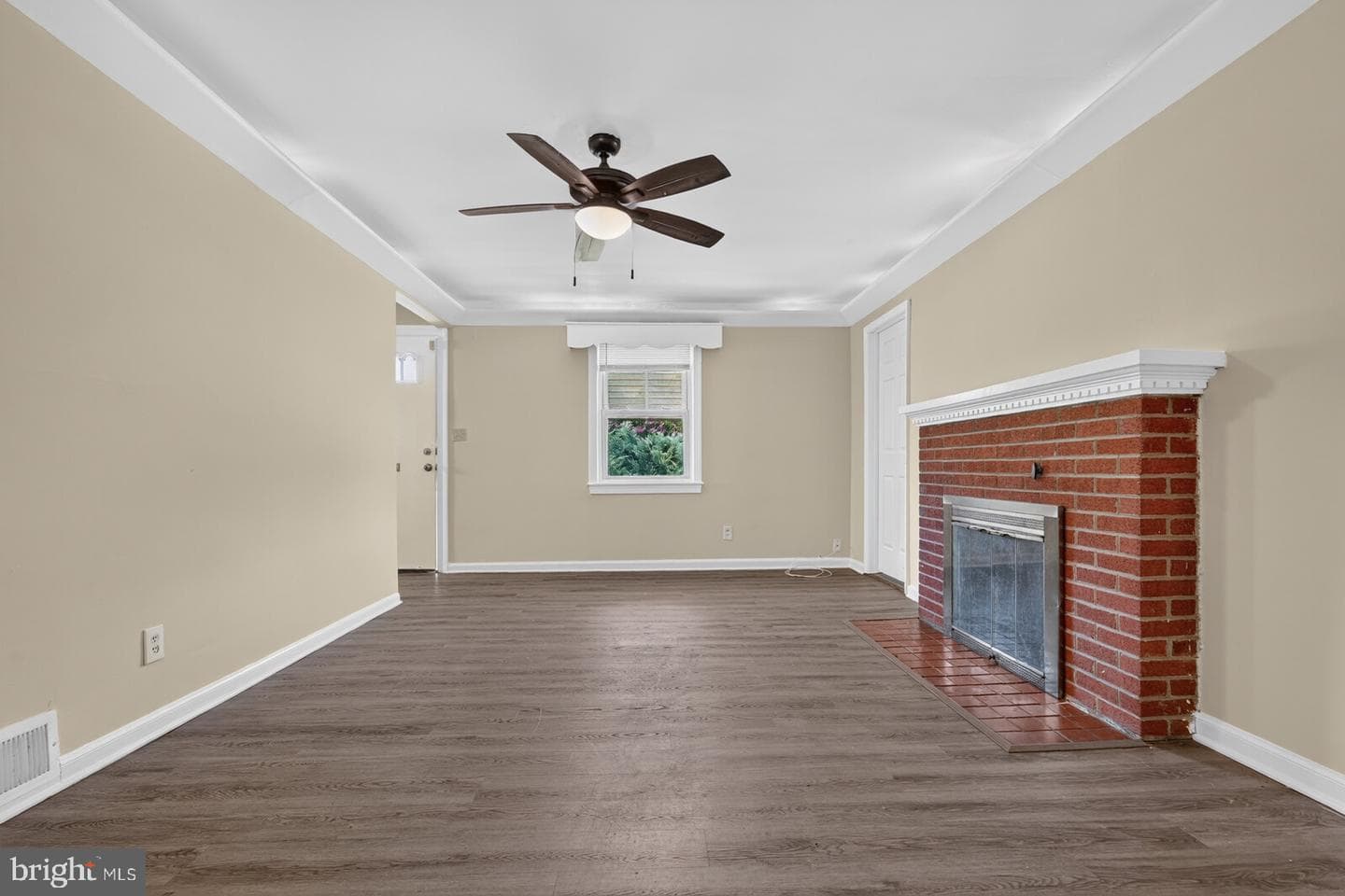 2021 Sheridan Street photo 8