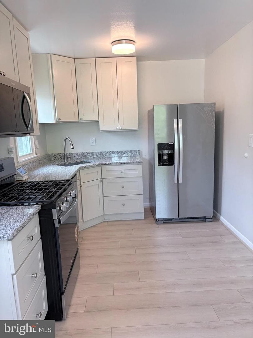 8802 34th Avenue photo 8