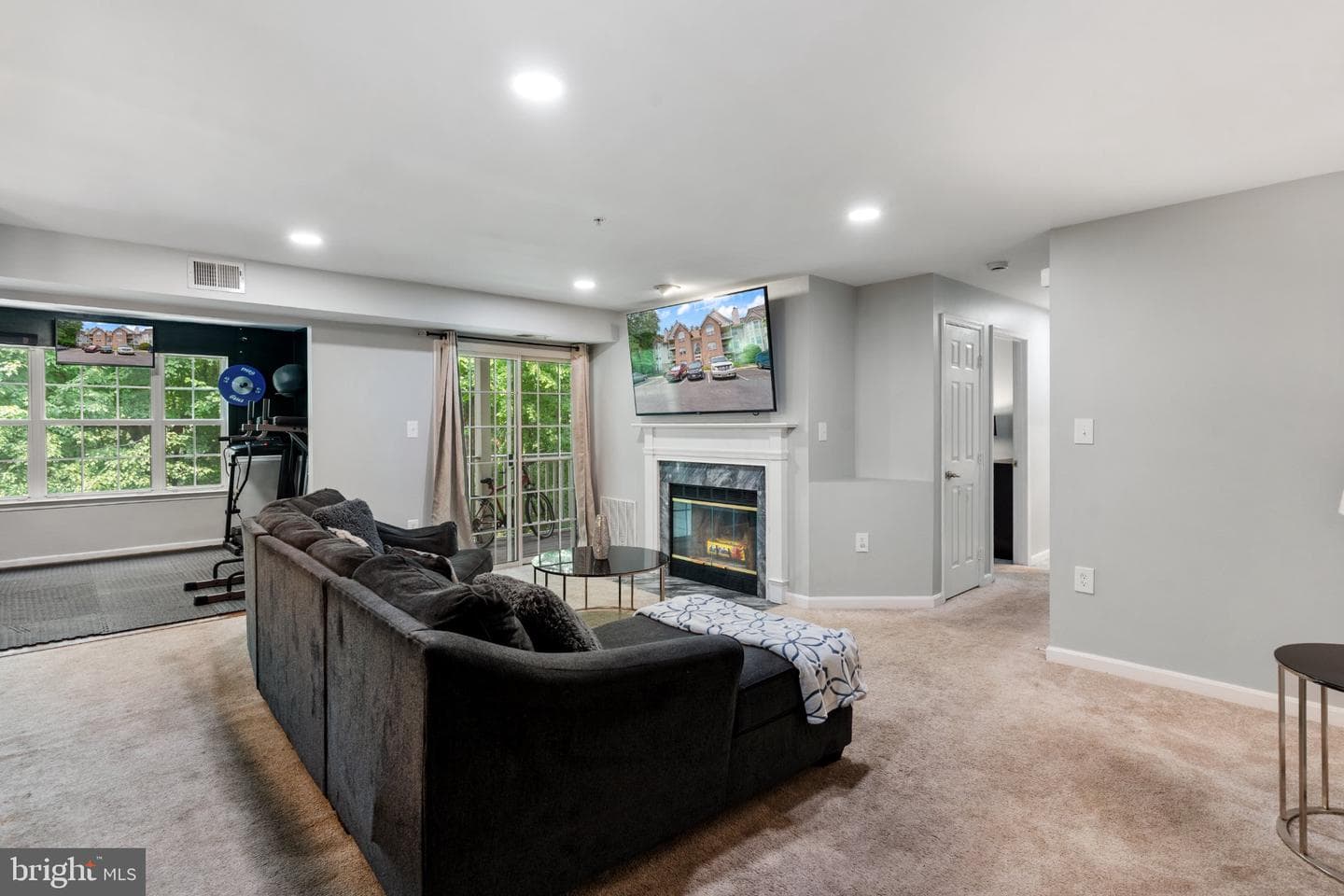 9720 Lake Pointe Court #204 photo 10