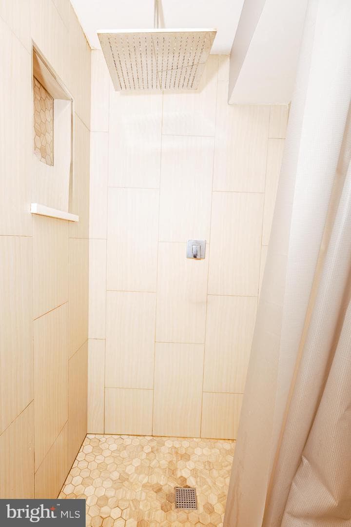 4413 Lakeview Drive photo 49