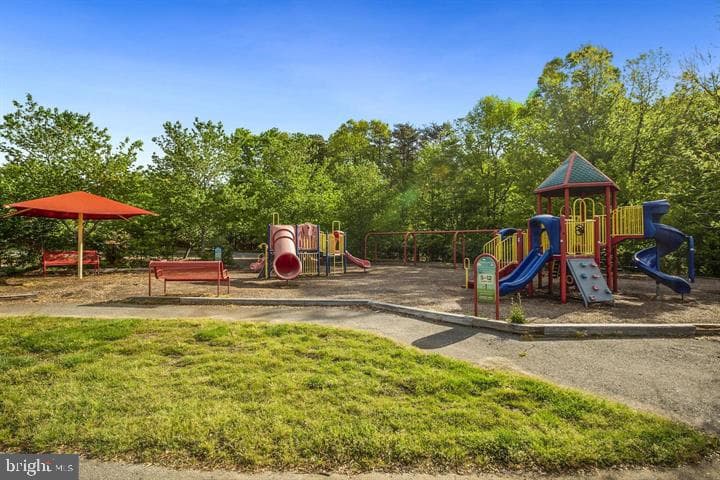 7420 Quixote Court photo 36