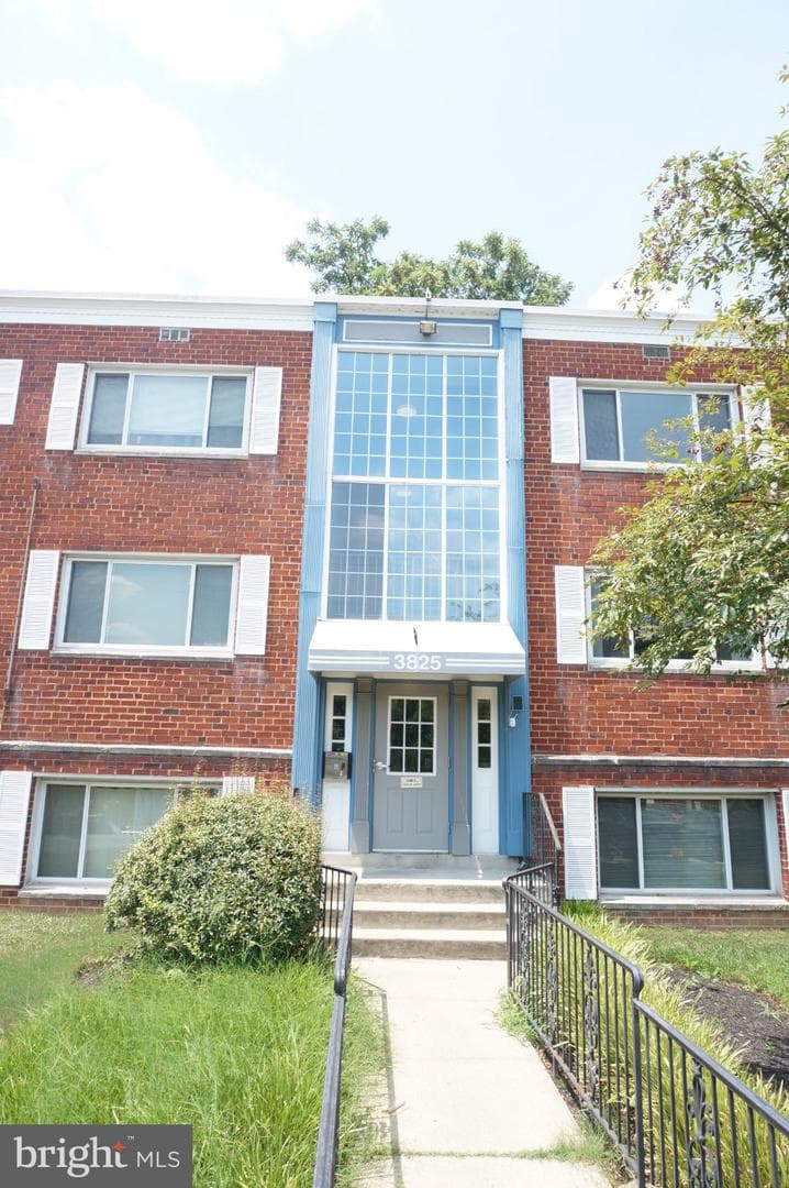 3825 Hamilton Street #c-302, Hyattsville