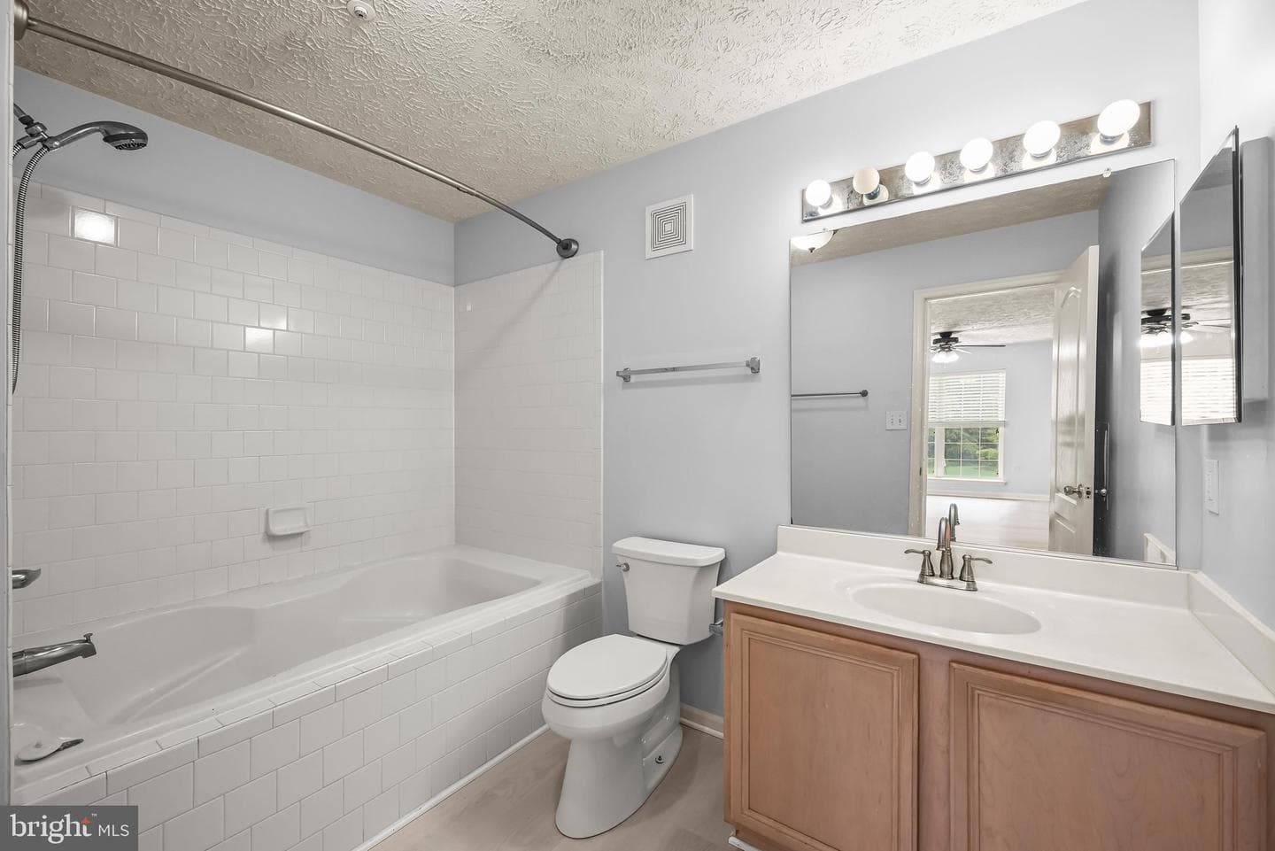 15604 Everglade Lane #5-203 photo 15