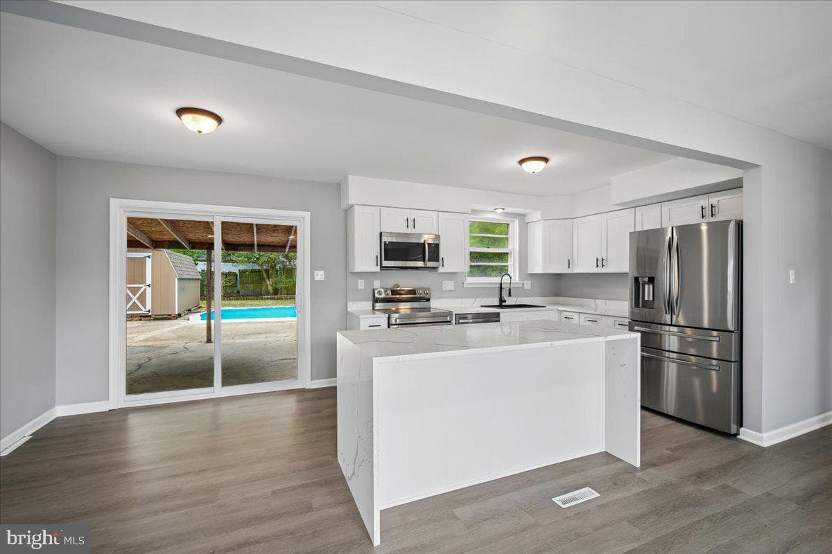 4709 Brinkley Road photo 12