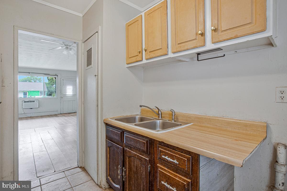 7728 Oxman Road photo 15