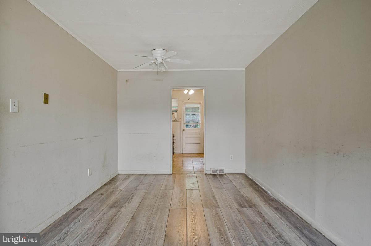 7728 Oxman Road photo 9