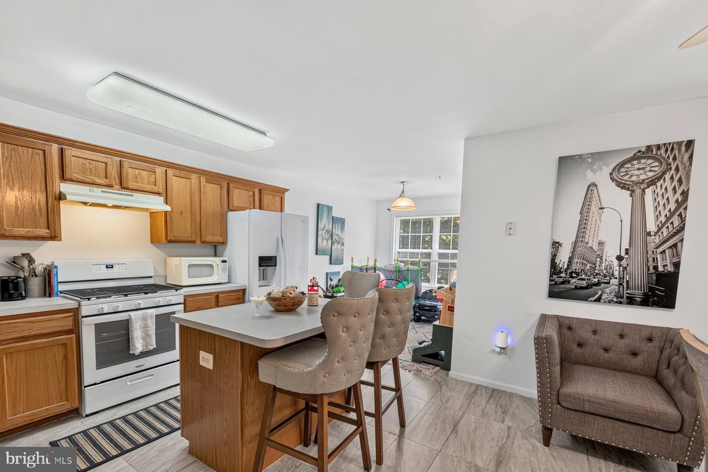 10209 Balsam Poplar Place photo 9