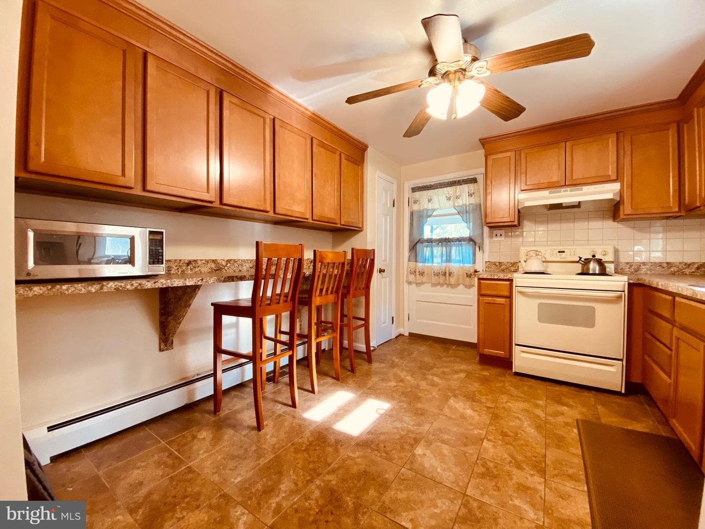17003 Croom Road photo 6