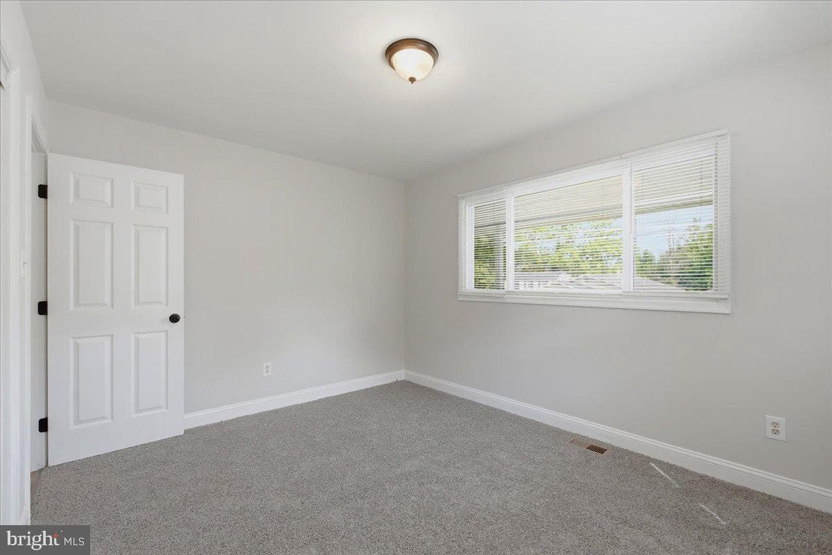 5713 Eagle Street photo 19