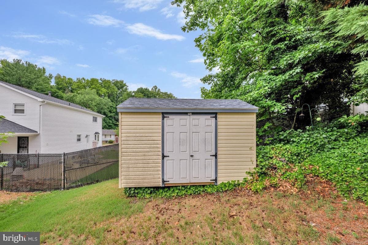 7515 Lenham Drive photo 41