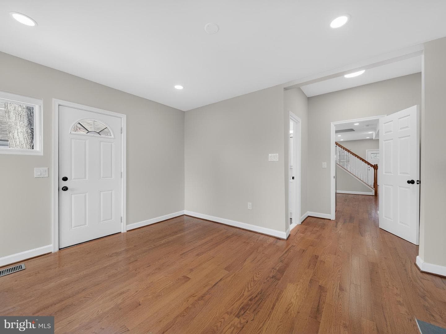 5919 Addison Road photo 19