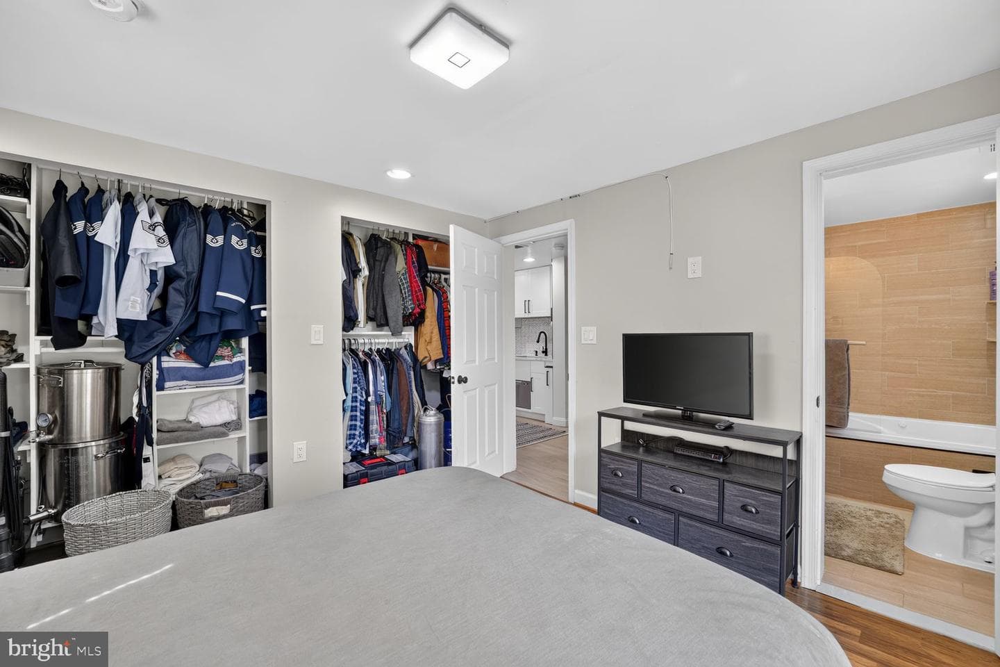 1410 Airport Lane photo 5