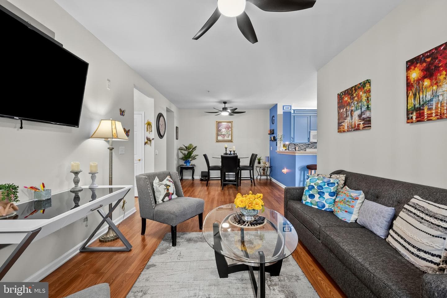 1321 Karen Boulevard #301 photo 5