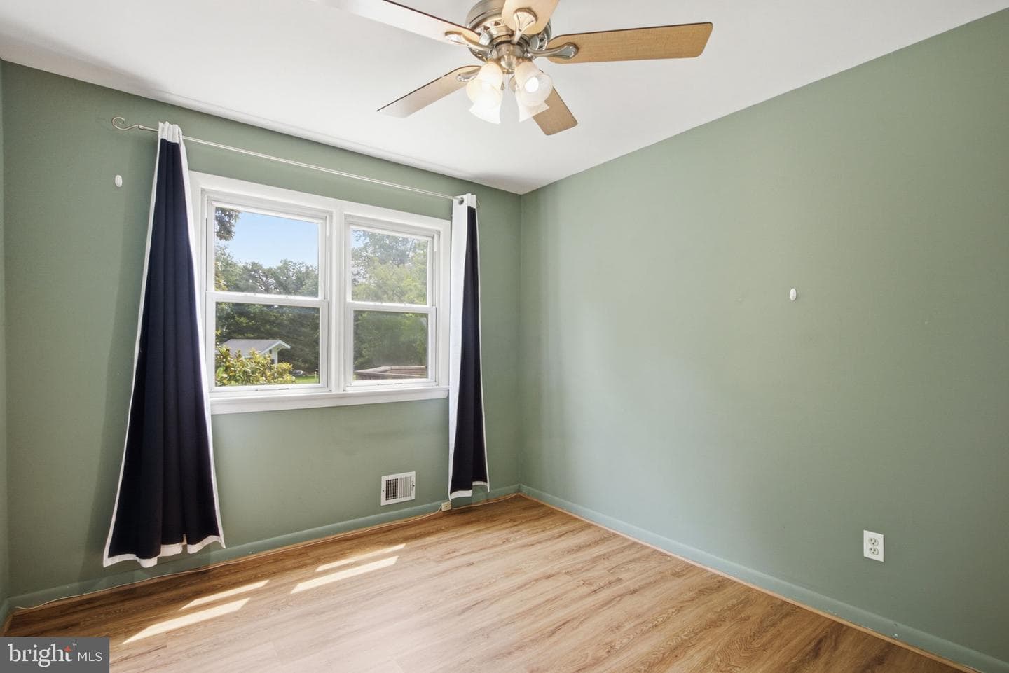8813 Patricia Court photo 17