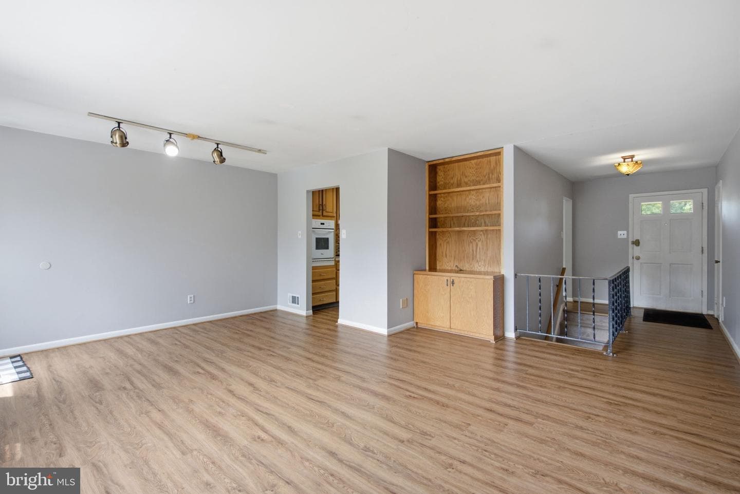 8813 Patricia Court photo 5