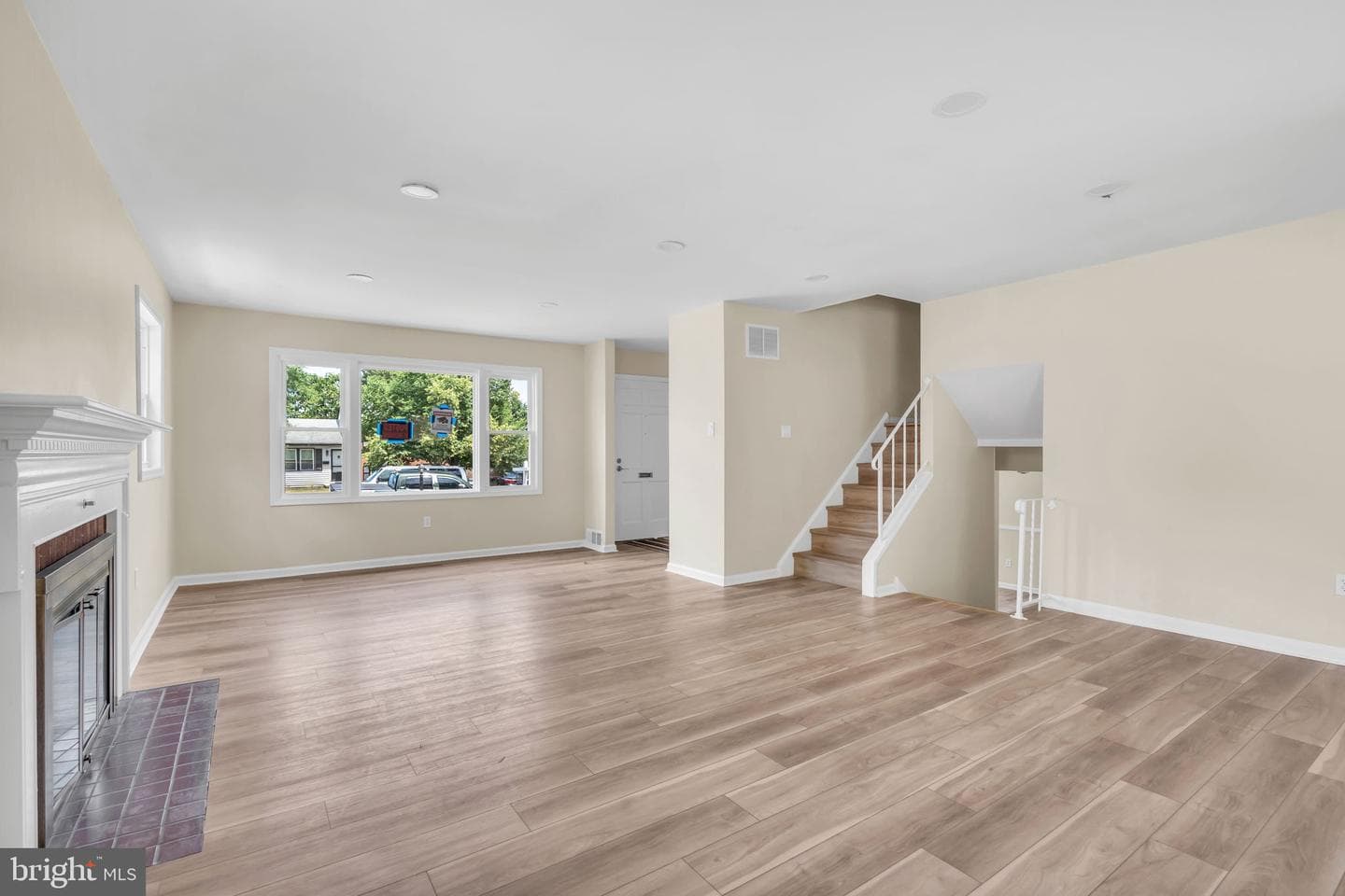7536 Abbington Drive photo 6